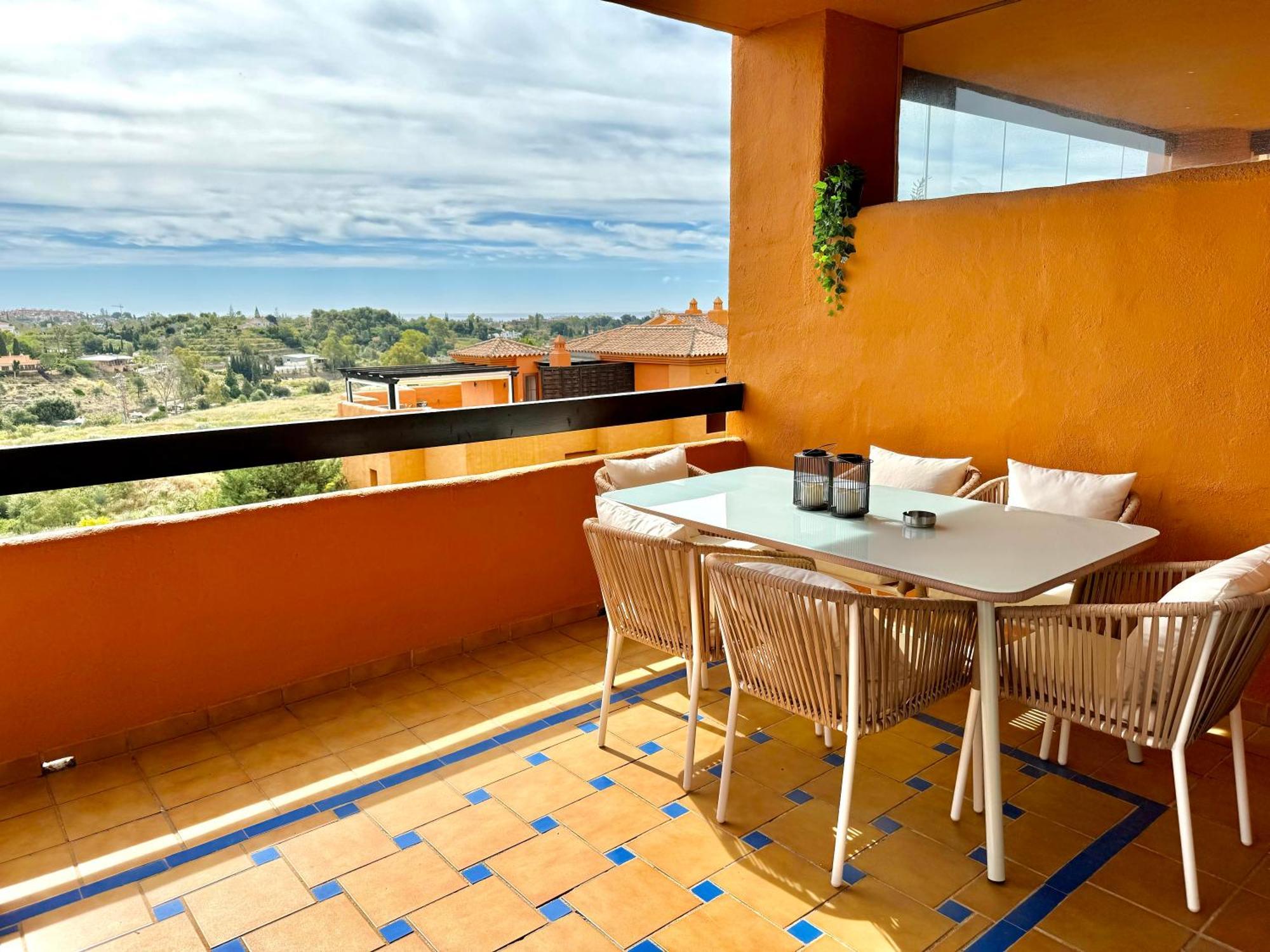 Piso De Lujo Totalmente Equipado A Estrenar Para 6 Estepona Exterior photo